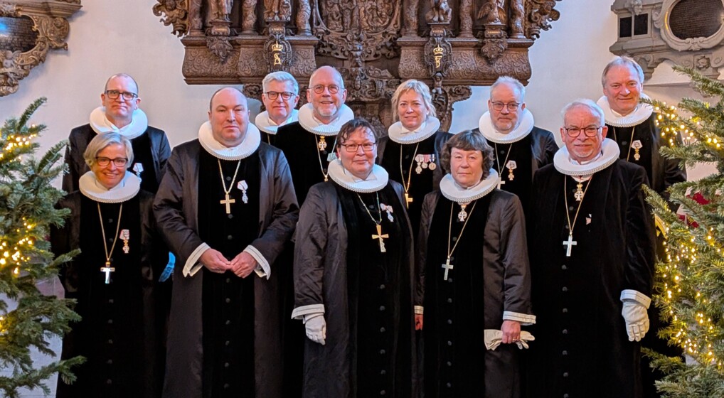 Den grønlandske biskop sammen med de danske biskopper til bispemøde i København