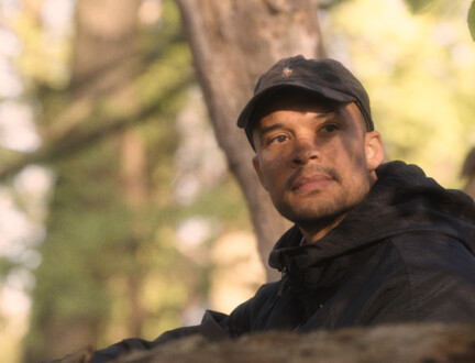 Musiker Shaka Loveless i skov