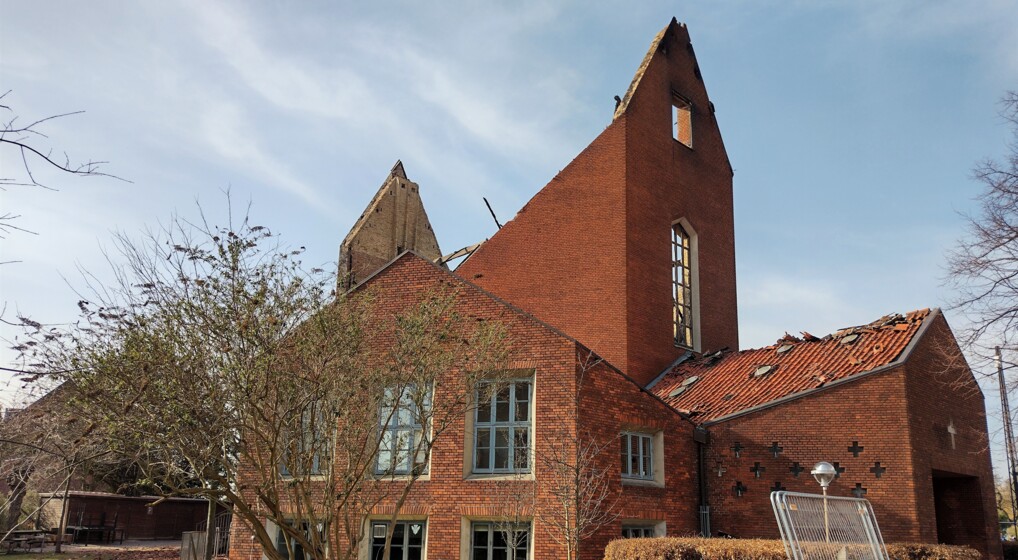 Billede af Hyltebjerg kirke efter branden